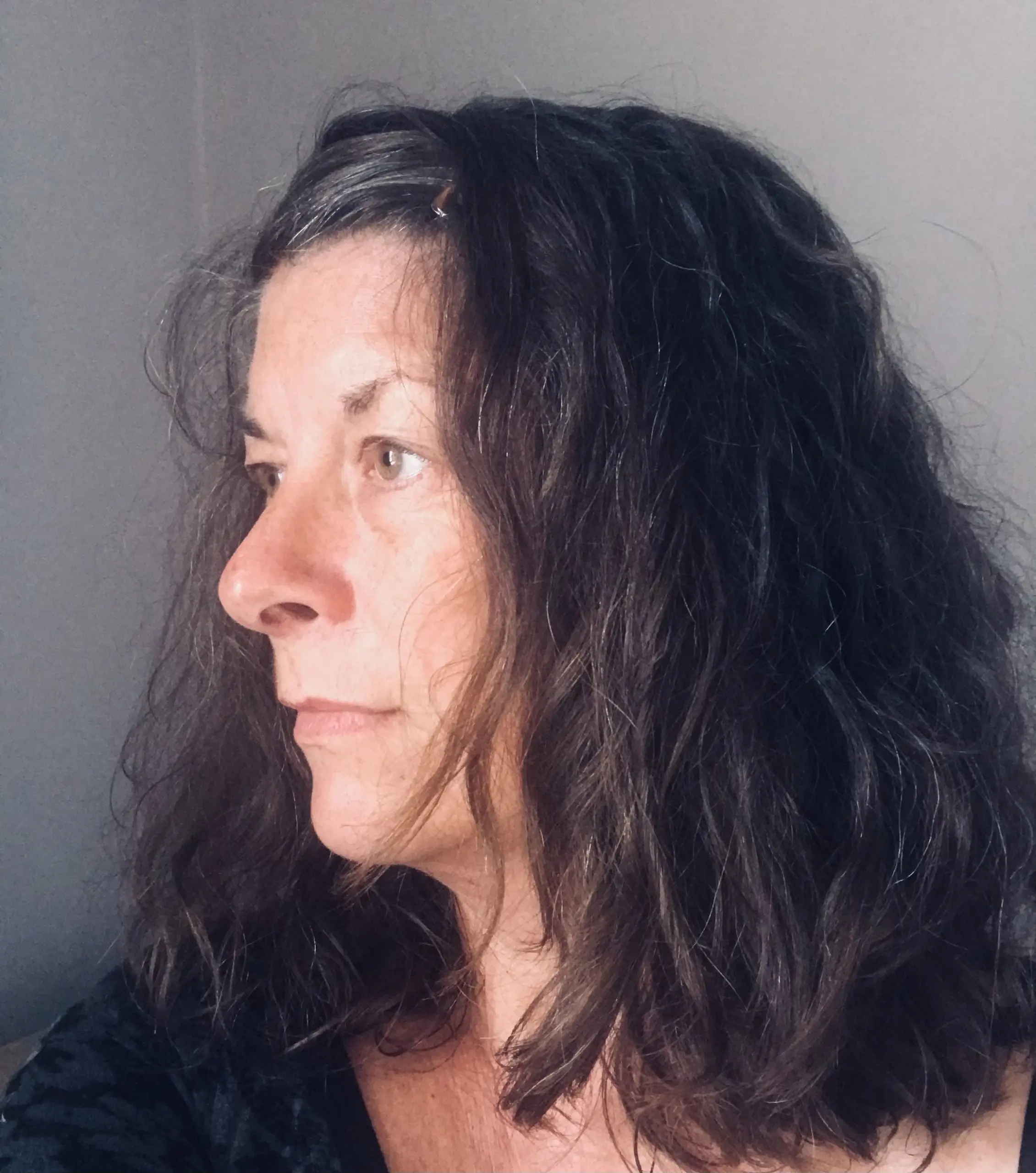 Thai massage teachers with their Scattered haired Looking with regretful eyes